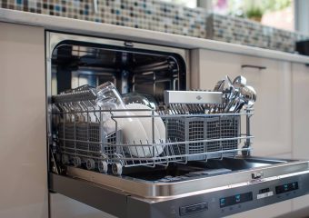 Comment nettoyer et désinfecter son lave-vaisselle ?
